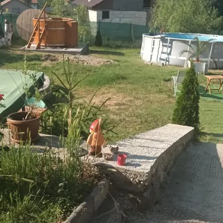 Cabanutele La Denisa 캠프장 *